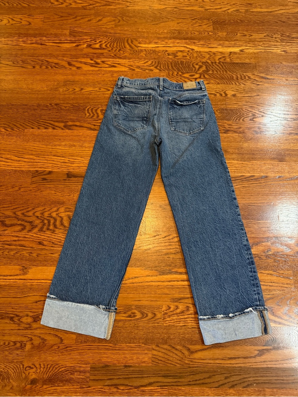 American Eagle Stovepipe Medium Wash Cuffed Women’s Size: 2 Denim Pant Jeans